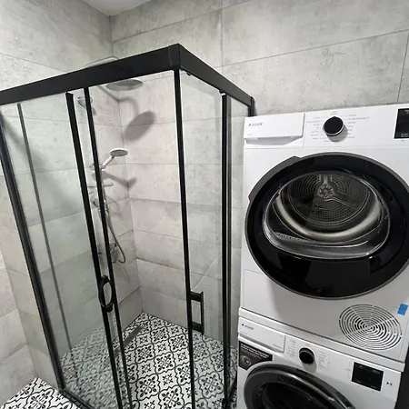Suadiye Bostanci Luxury 2 Bedroom Apartment With Pool Apartment
