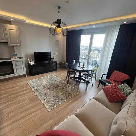Suadiye Bostanci Luxury 2 Bedroom Apartment With Pool